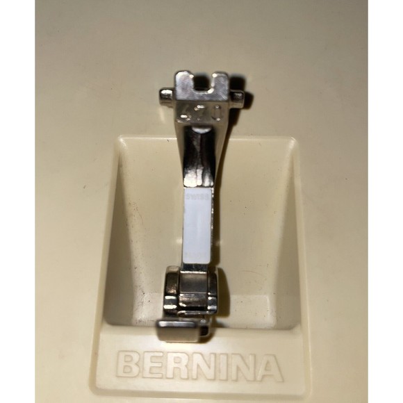 Bernina Sewing Machine 470 Presser Foot (Old Style Presser) - Picture 1 of 5